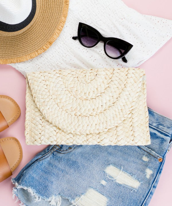 Fold-Over Straw Clutch